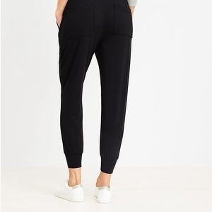 Lou & Grey Luvstretch Joggers - NWOT Navy Blue